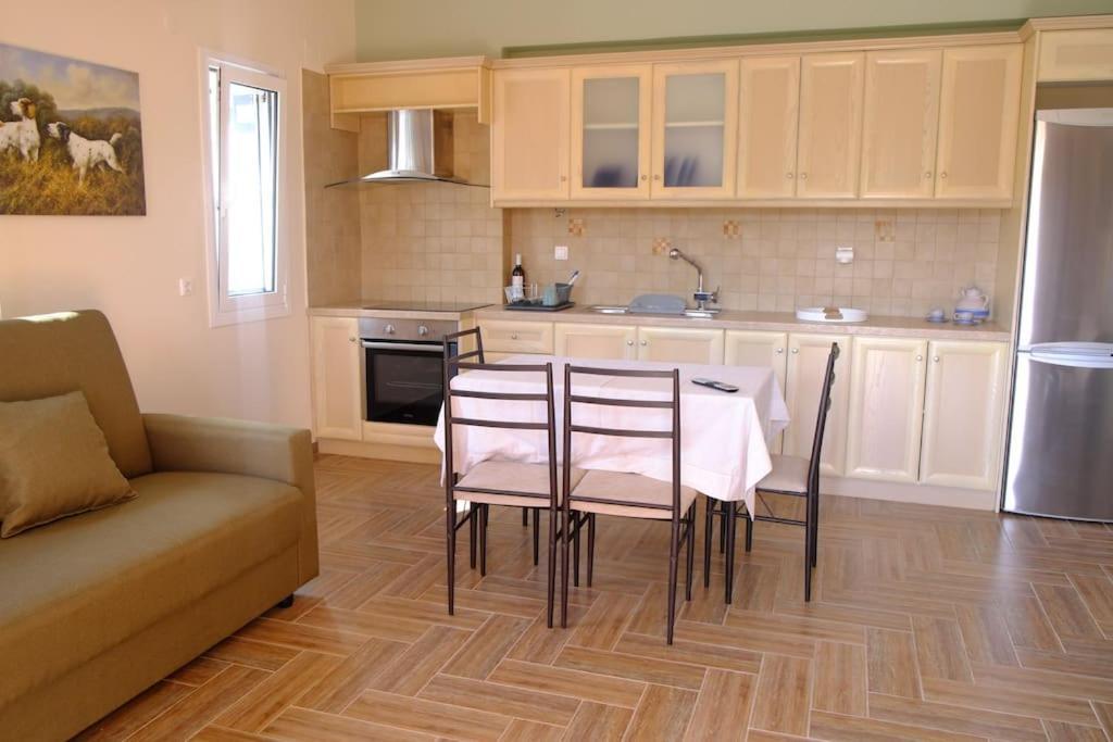 Nick'S House Villa Aegina Bagian luar foto