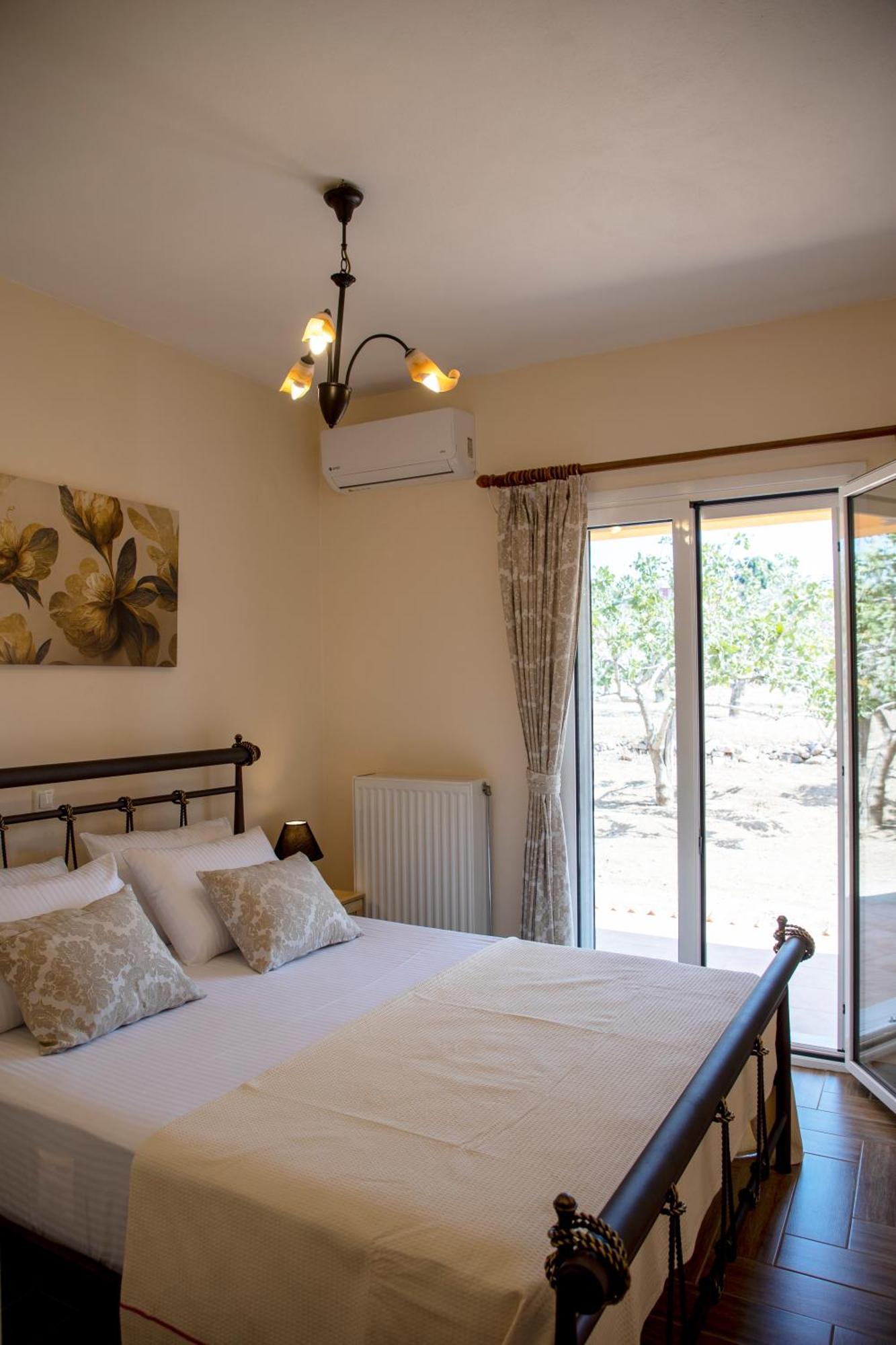 Nick'S House Villa Aegina Bagian luar foto